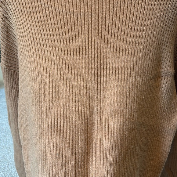 Line and Dot Sweater - Picture 3 of 3